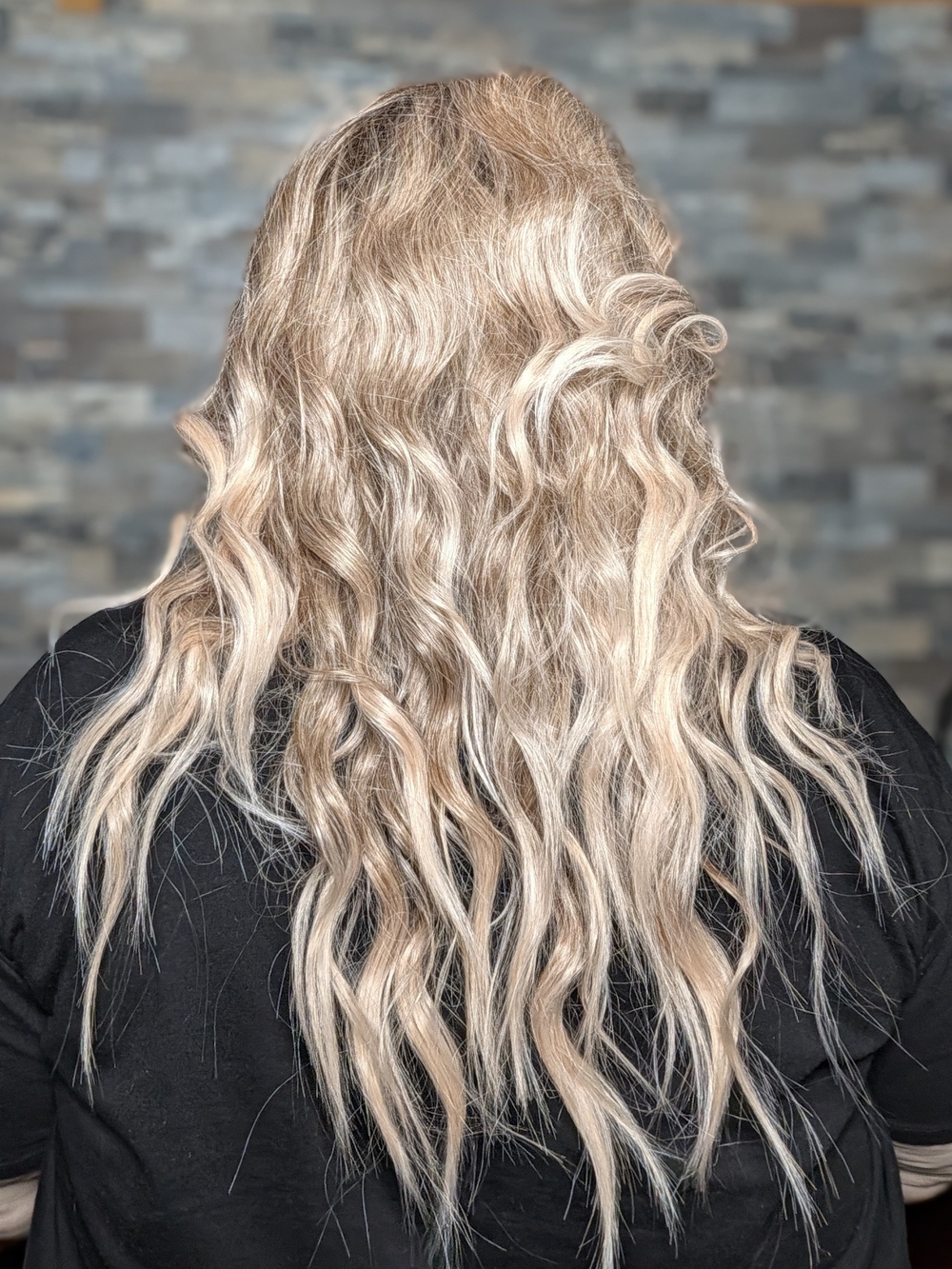 Emerson Scandi Apricot Wig - Large Cap - Picture 2 of 3